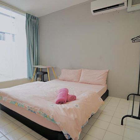 Albergue Swanling Kuching Exterior foto