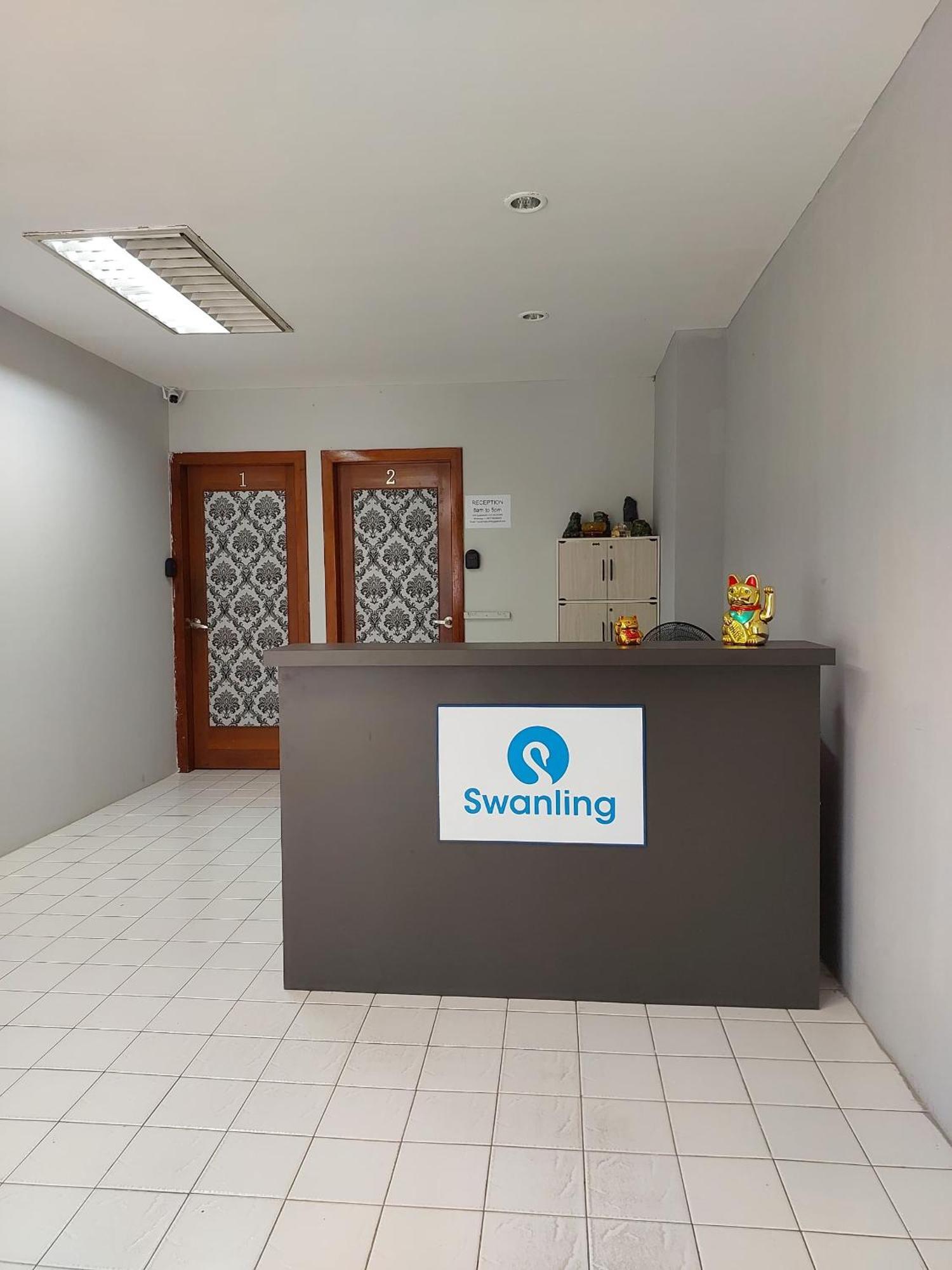 Albergue Swanling Kuching Exterior foto